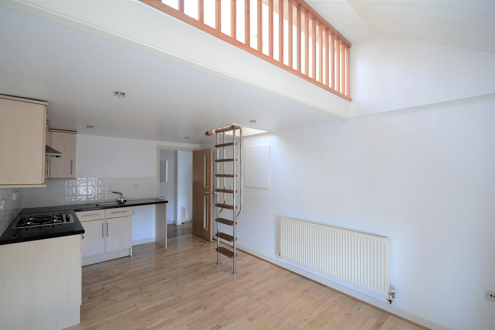 Flat Benett Street in Ryde