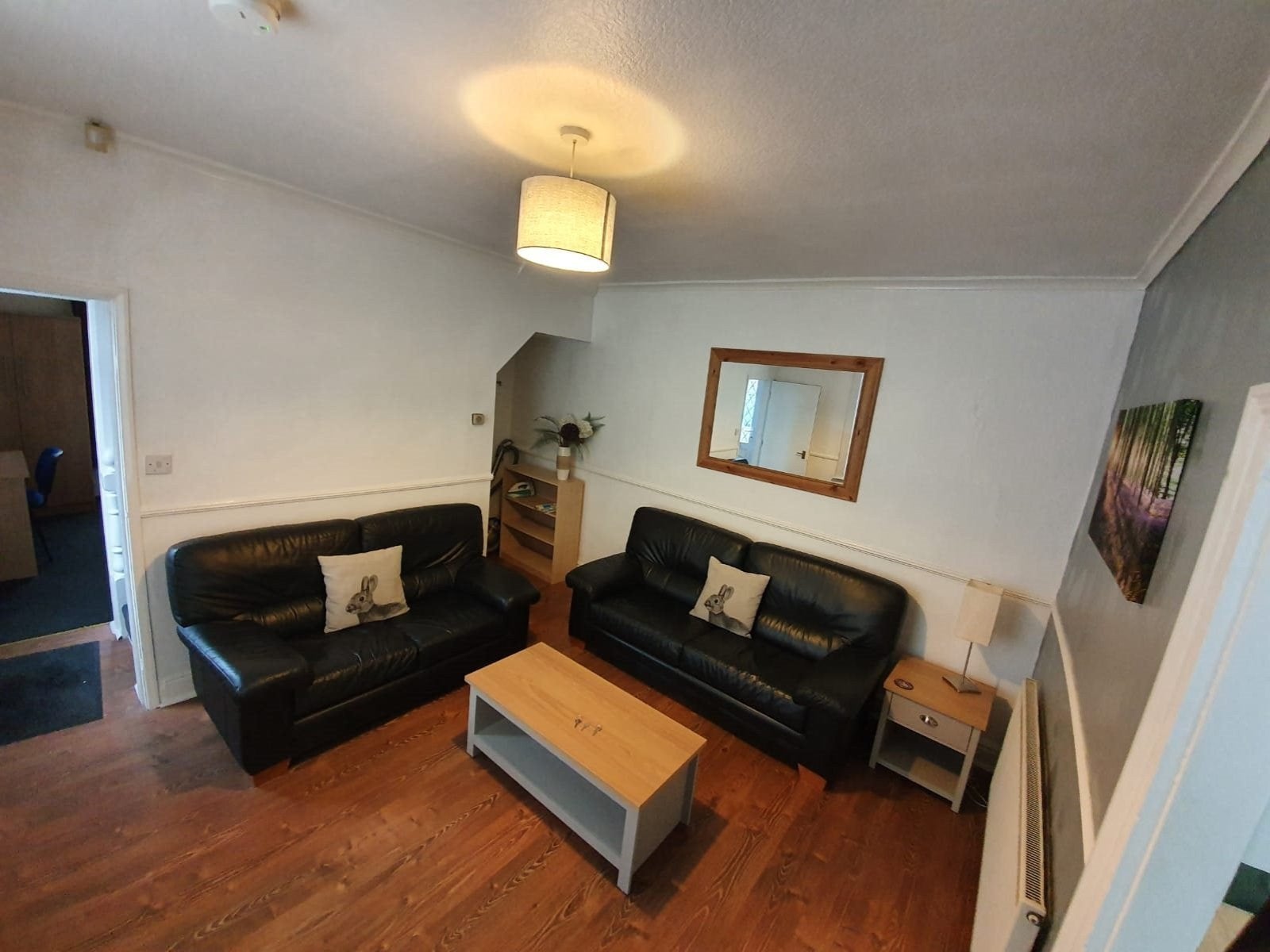 Room Blaydes Street in Hull