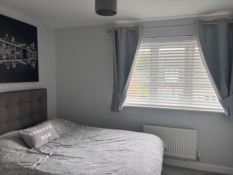 Room Kenbury Drive in Slough