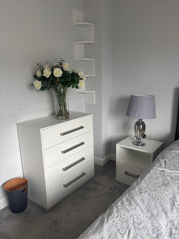 Room Kenbury Drive in Slough