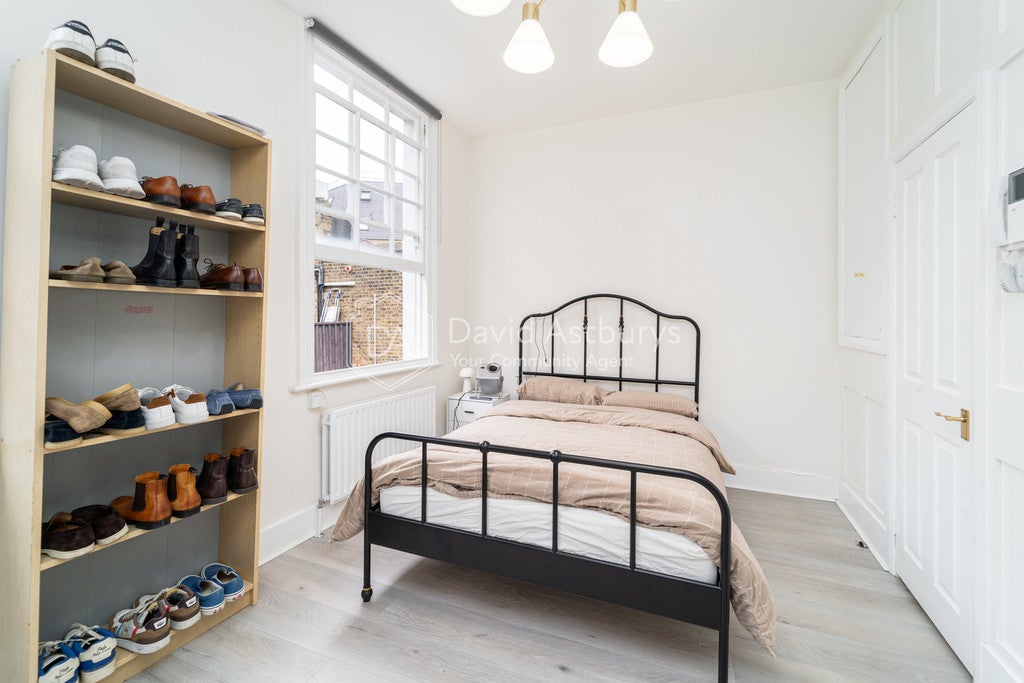 Flat New Street in City of London
