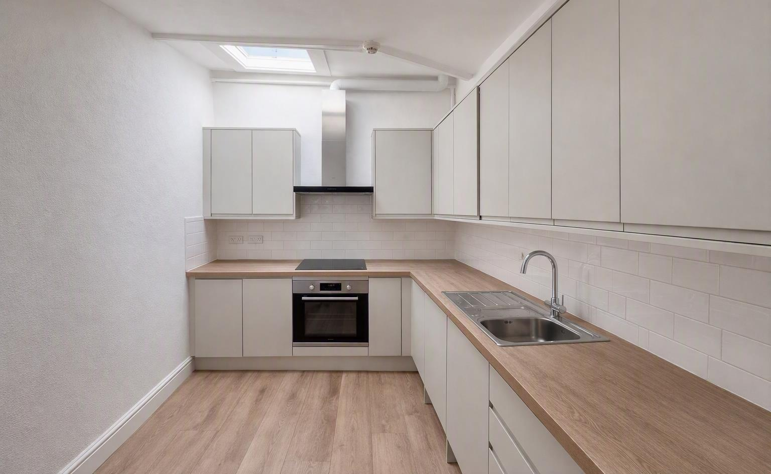Flat Norfolk Terrace in Brighton