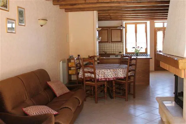 Appartement Chemin de Landaville à Circourt-sur-Mouzon