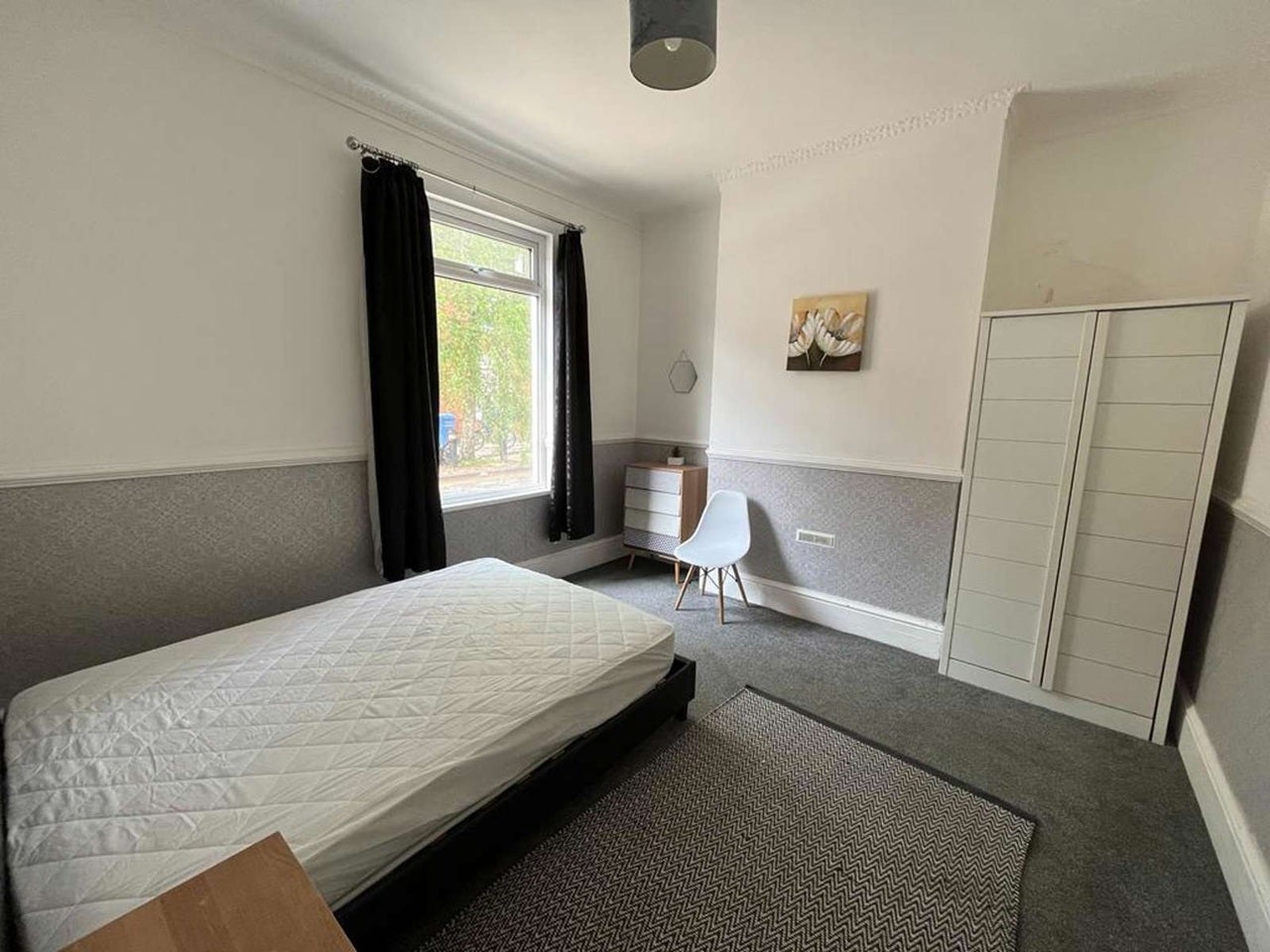 Room Mayfield Street in Hull