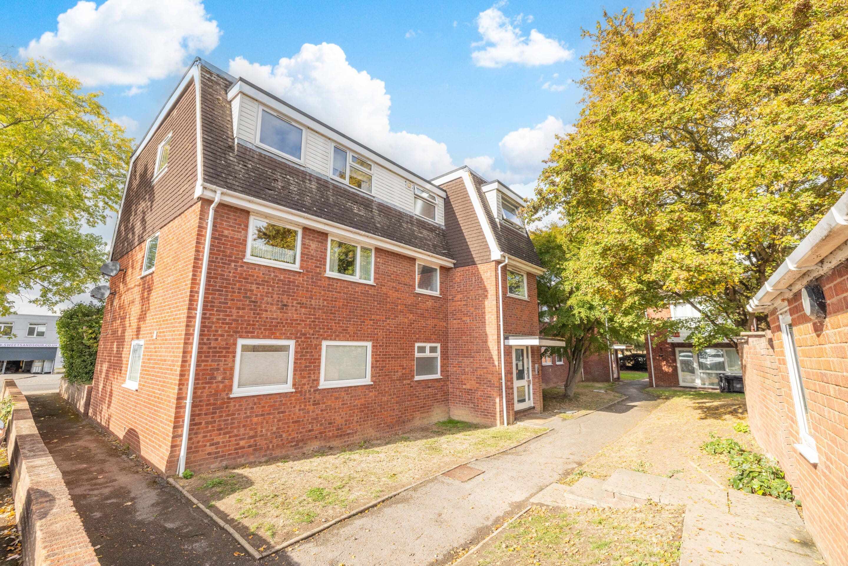 Flat Tinkers Lane in Windsor