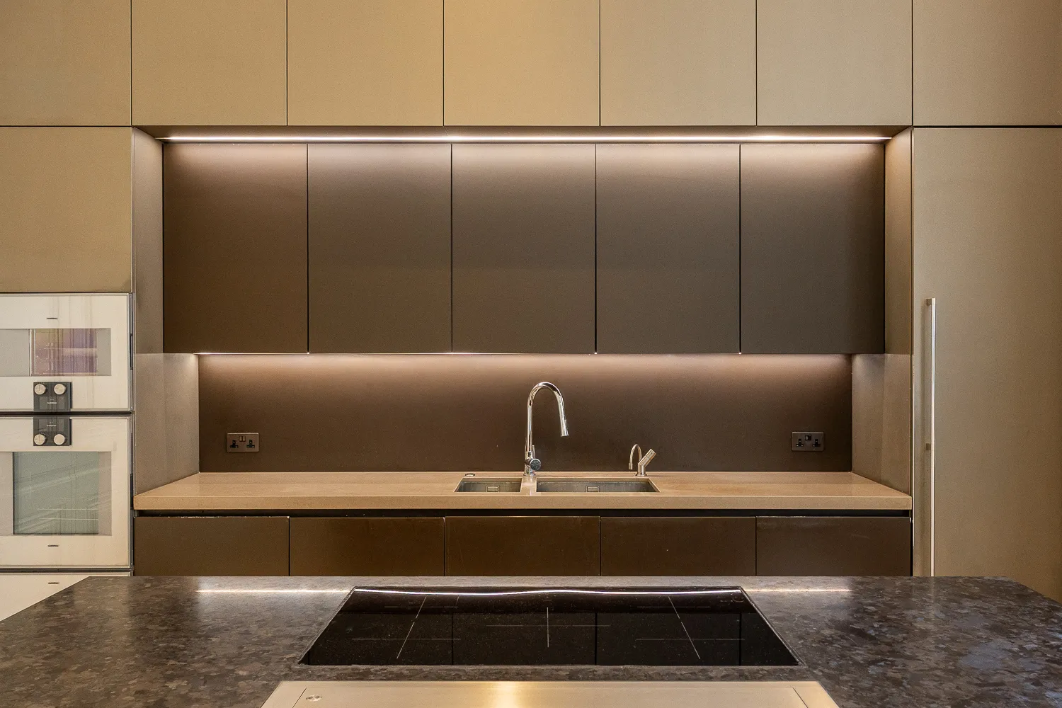 Flat Connaught Place in City of Westminster