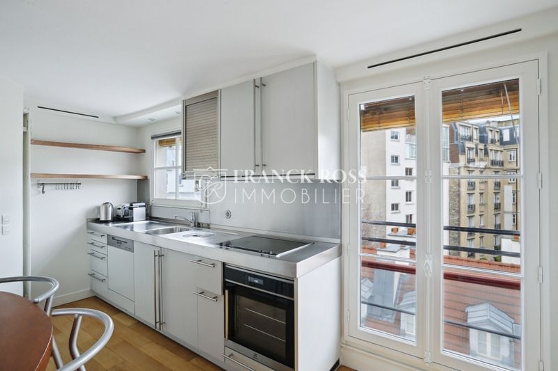 Appartement Rue de Rennes à Paris