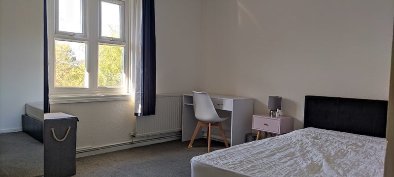 Room Culford Road in Greater London