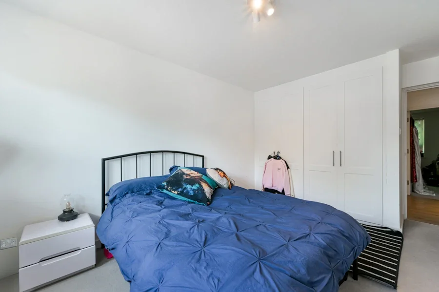 Flat Kew Bridge Court in Greater London