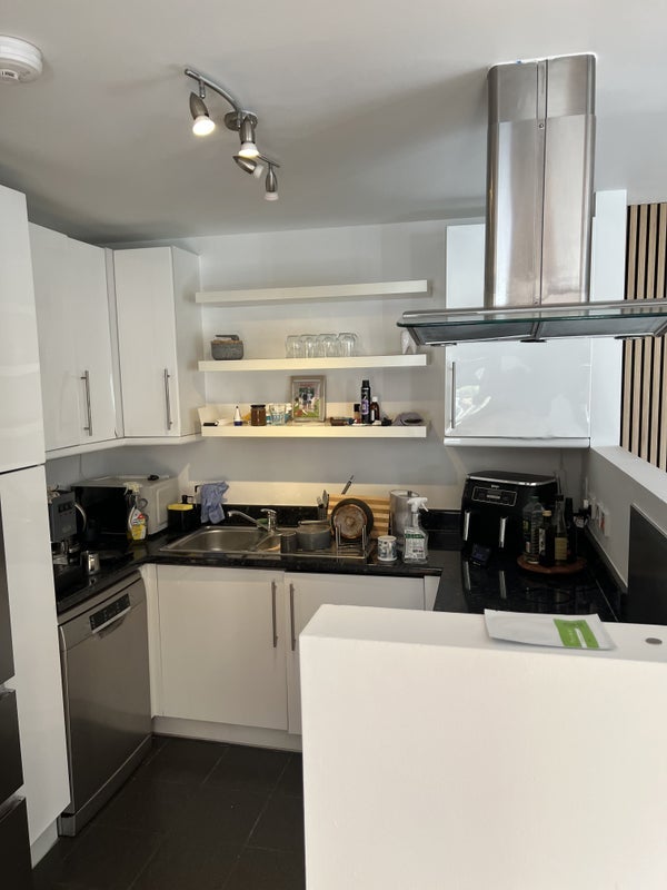 Room Mare Street in Greater London