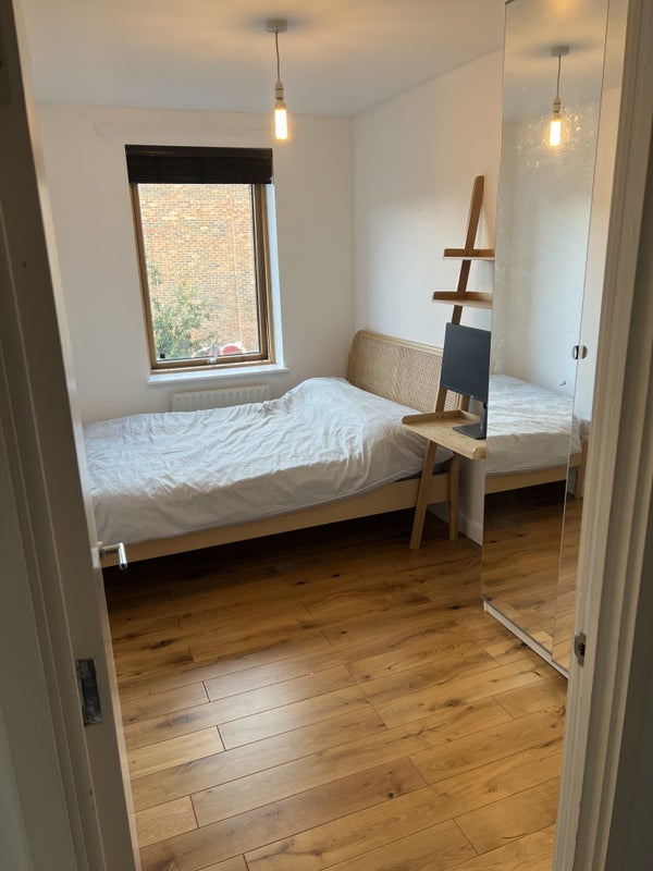 Room Mare Street in Greater London