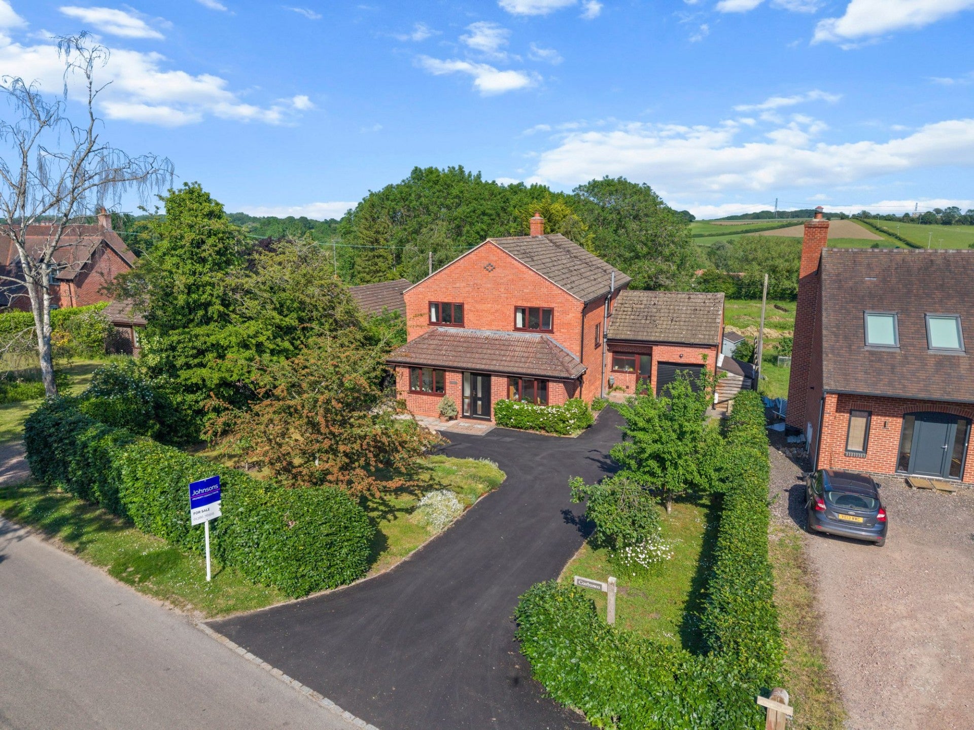 House Low Road in Wychavon