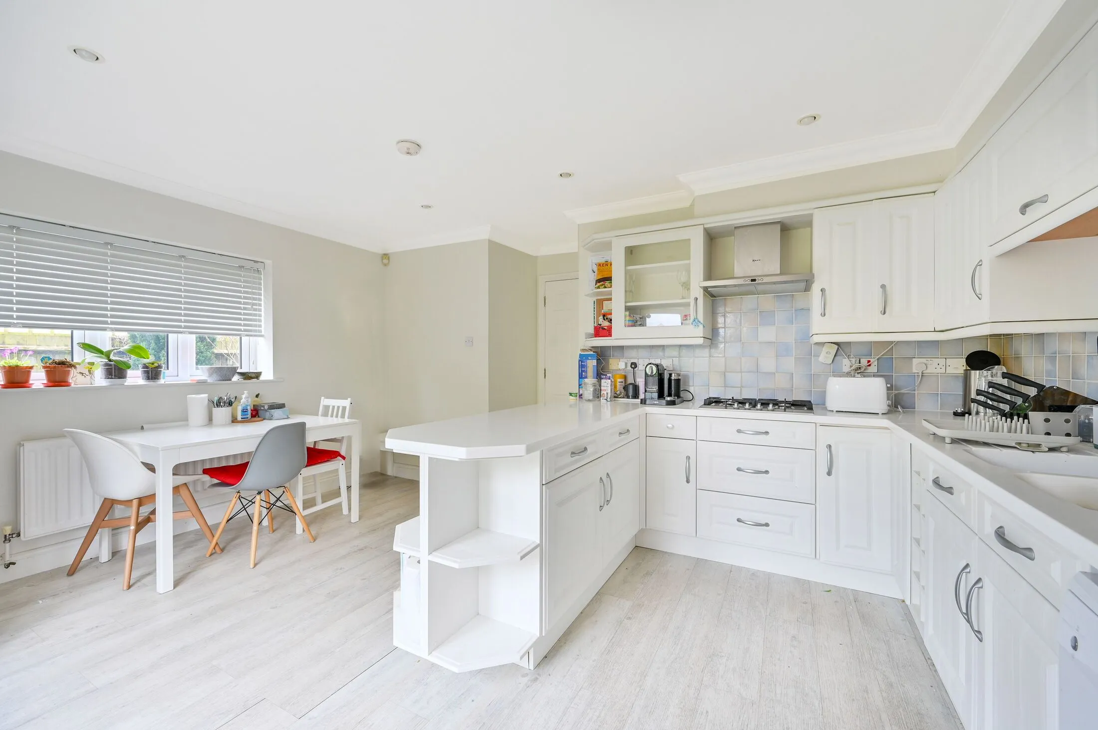 House Chivenor Grove in Greater London