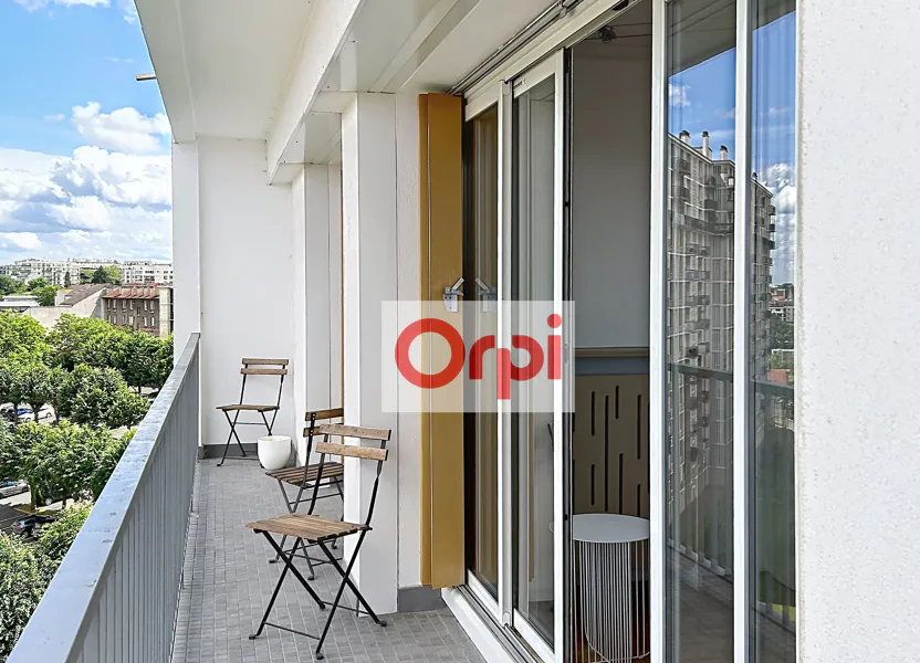 Appartement Rue Pierre Brossolette / Rue de Châtillon à Châtillon