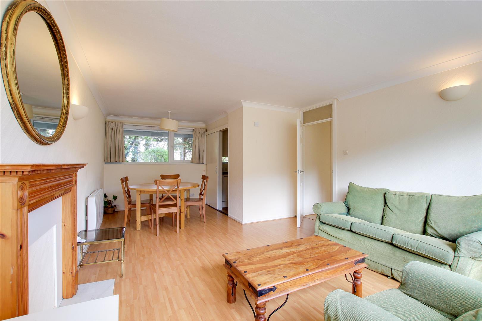 Flat Gilmerton Court in Cambridge