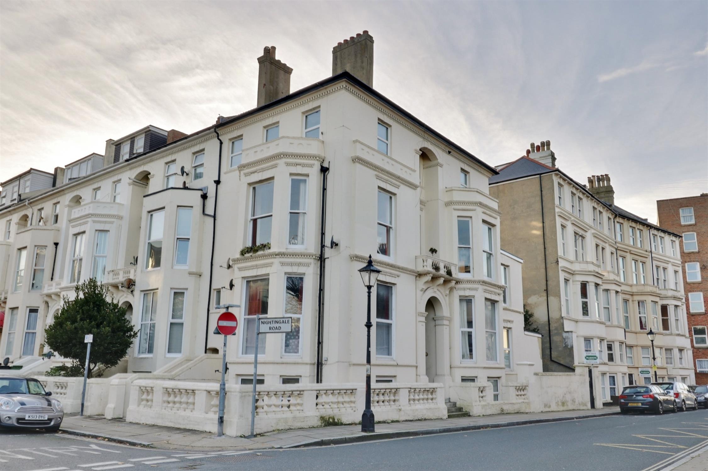 Flat Nightingale Road in Portsmouth