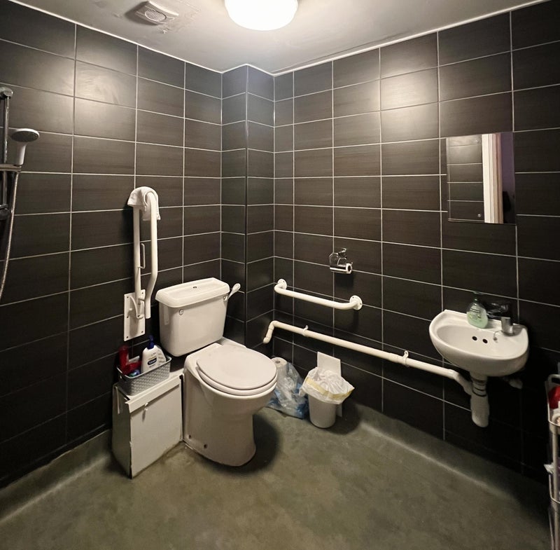 Room Moss Lane East in Manchester