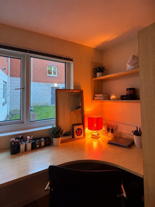 Room Moss Lane East in Manchester