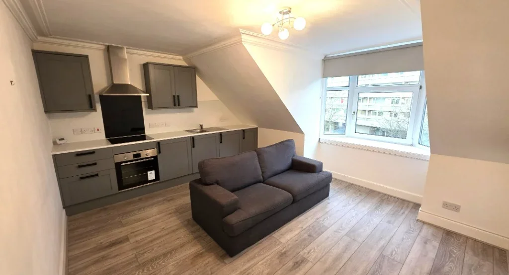 Flat Rose Street in Aberdeen City