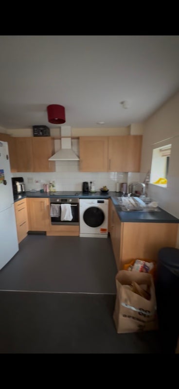 Room Maltings Close in Greater London
