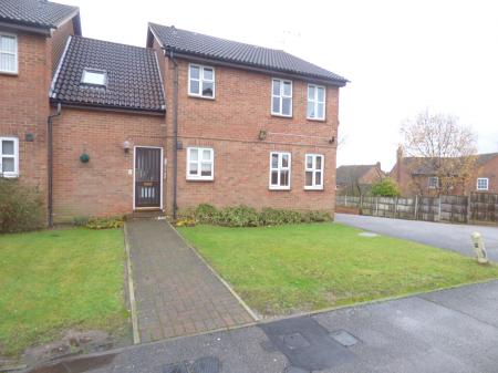 Flat Marlborough Way in Billericay
