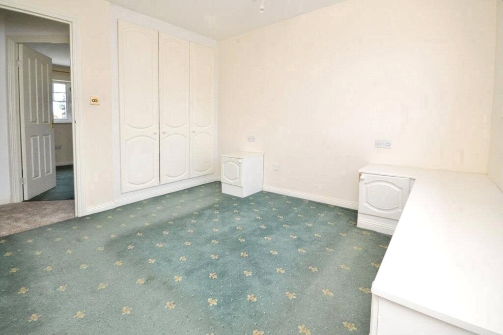 House Garrison Close in Greater London