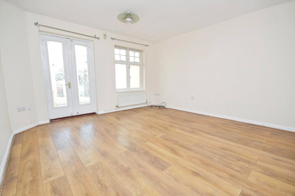 House Garrison Close in Greater London