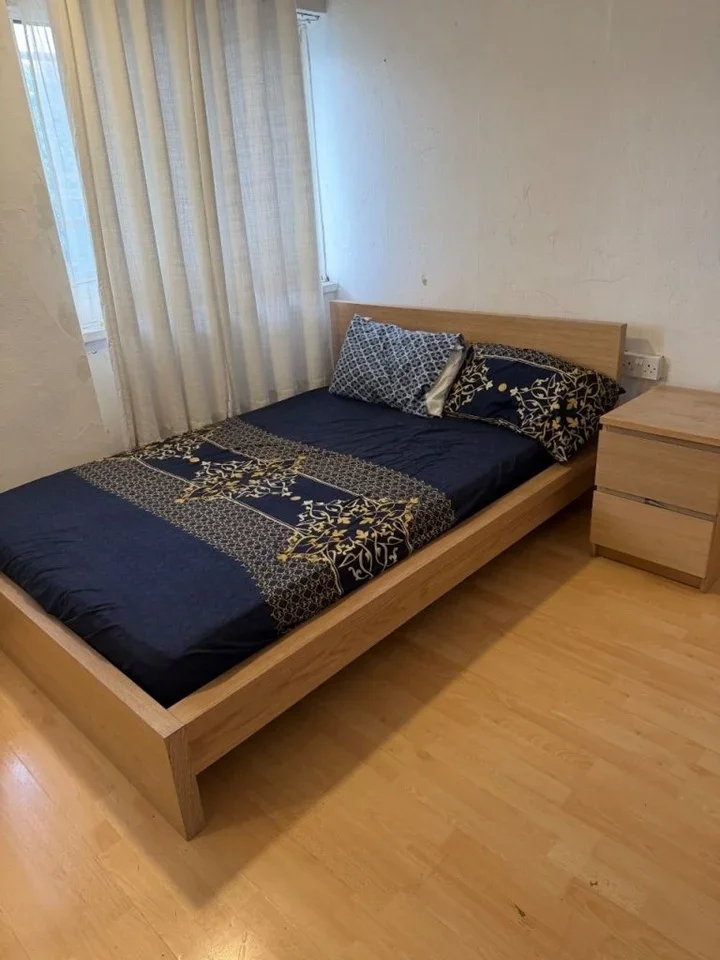 Room Clarence Avenue in Greater London