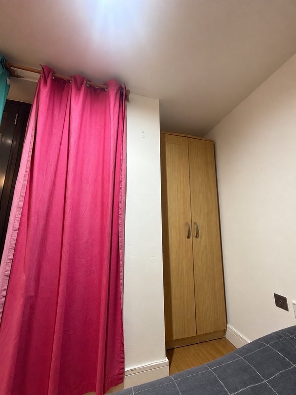 Room Tivoli Mews in Greater London