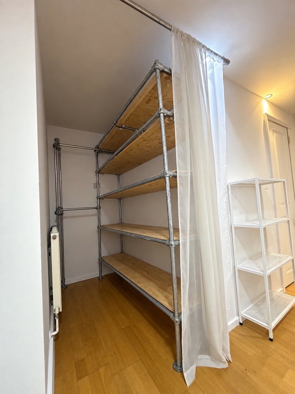 Room Tivoli Mews in Greater London