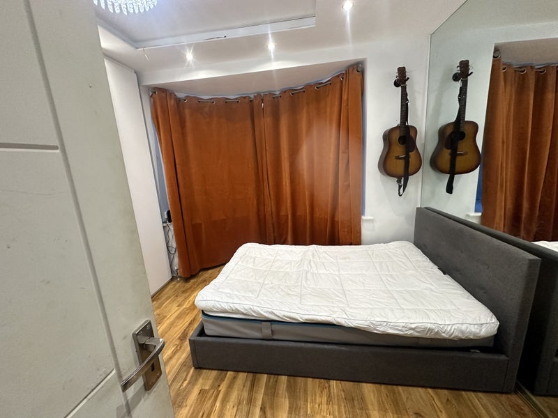Room Moordown in Greater London