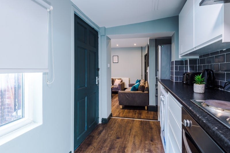 Room Back Norwood Place in Leeds