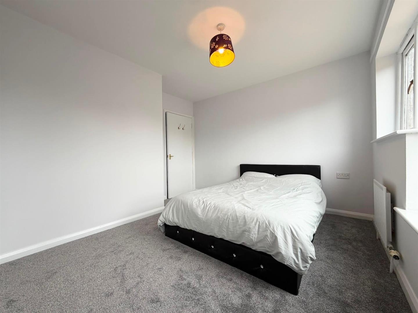 Flat Colham Mill Road in Greater London