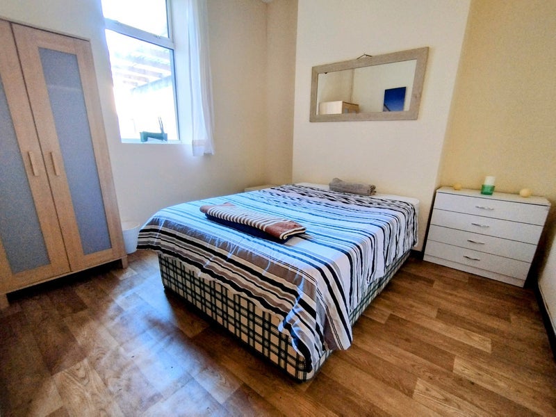 Room Moira Street in Cardiff