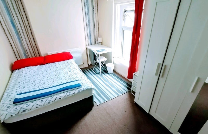 Room Moira Street in Cardiff