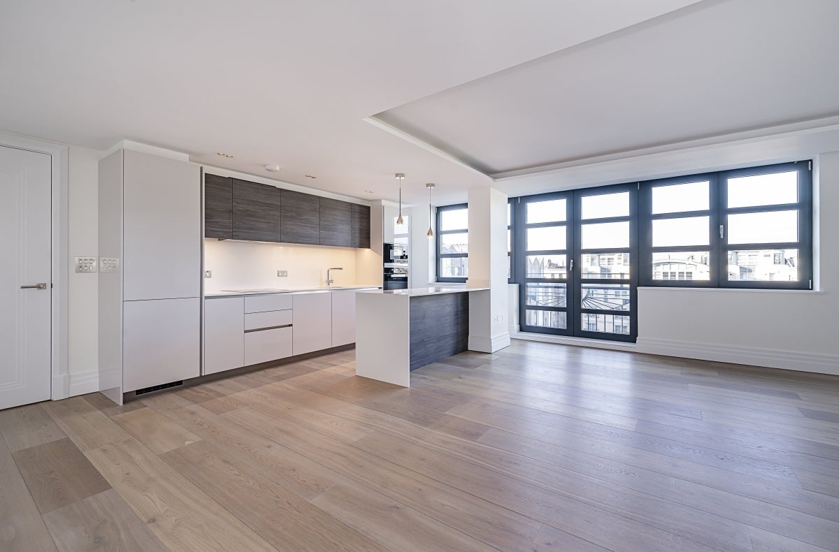 Flat Kensington Gardens Square in City of Westminster