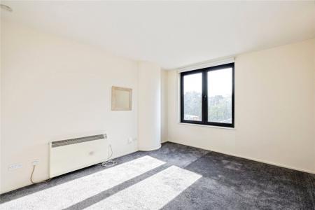 Flat Cromwell Road in Greater London