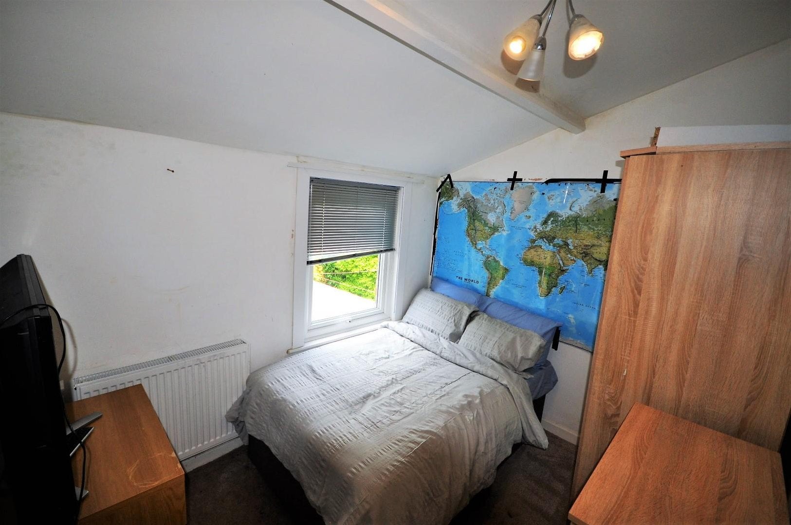 Room Hatfield Road in Watford