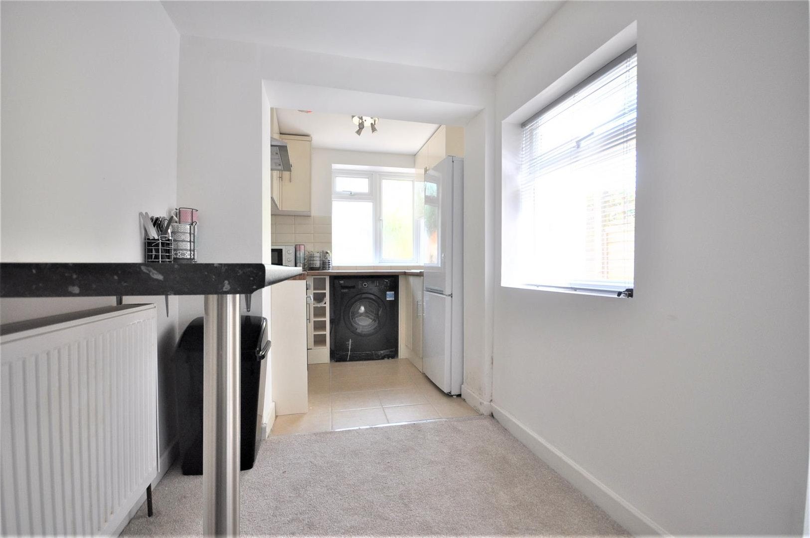Room Hatfield Road in Watford