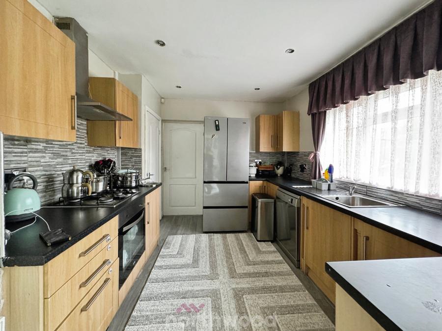 House Miller Close in Doncaster