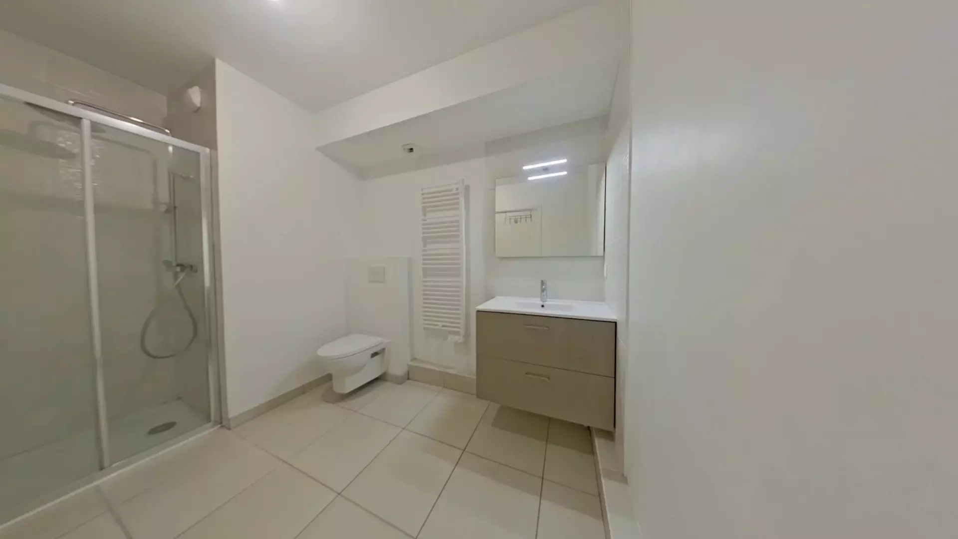 Appartement Rue Garibaldi à Sathonay-Camp