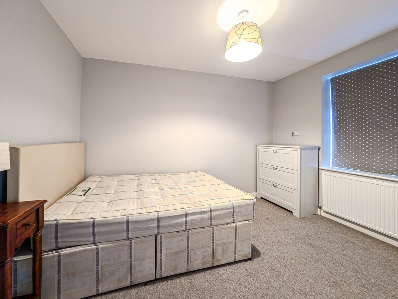 Flat Frensham Drive in Greater London
