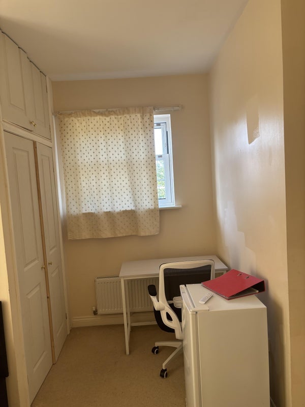 Room Parsley Way in Maidstone