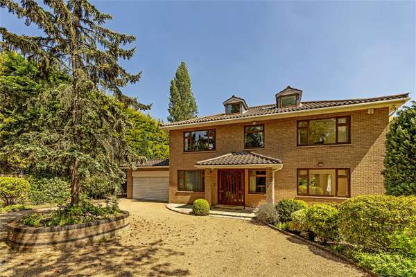 House Coombe Ridings in Greater London