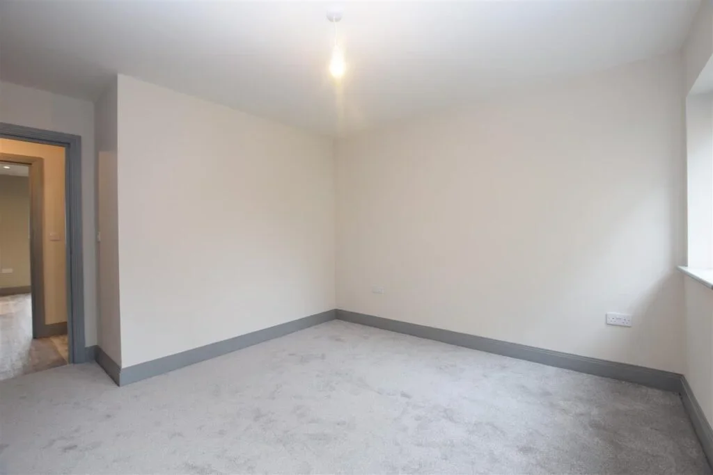 Flat St. Nicholas Way in Greater London