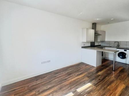Flat Kingsway in Bedford