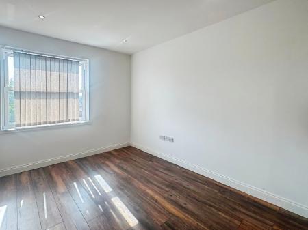 Flat Kingsway in Bedford
