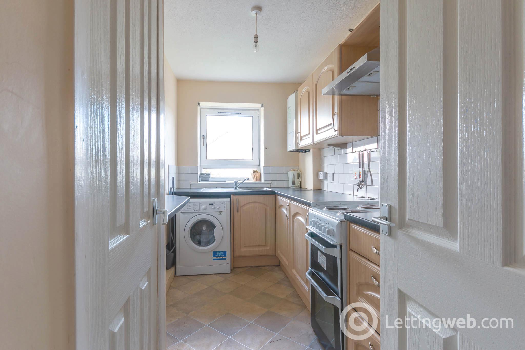 Room West Pilton Grove in Edinburgh