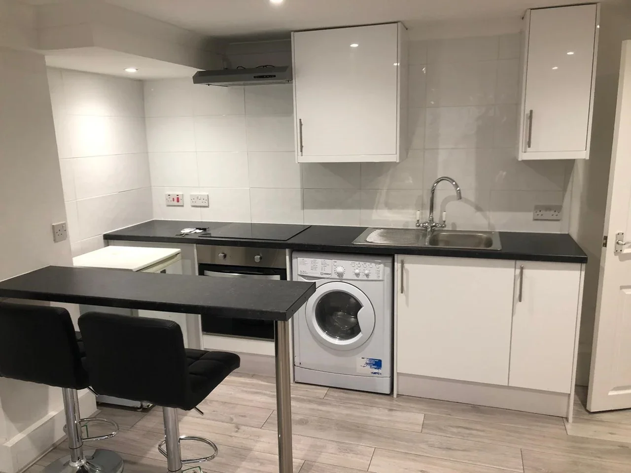 Flat Brondesbury Park in Greater London