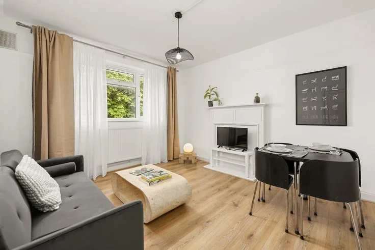 Flat Highbury New Park in Greater London